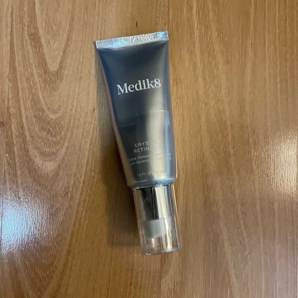Medik8 crystal retinal 3